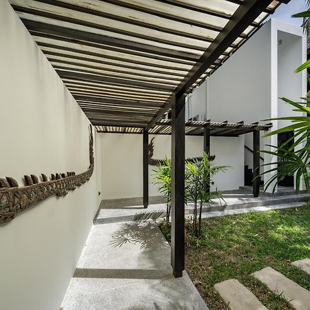 Villa Yang, Private Oceanfront Villa, Kamala Beach Buitenkant foto