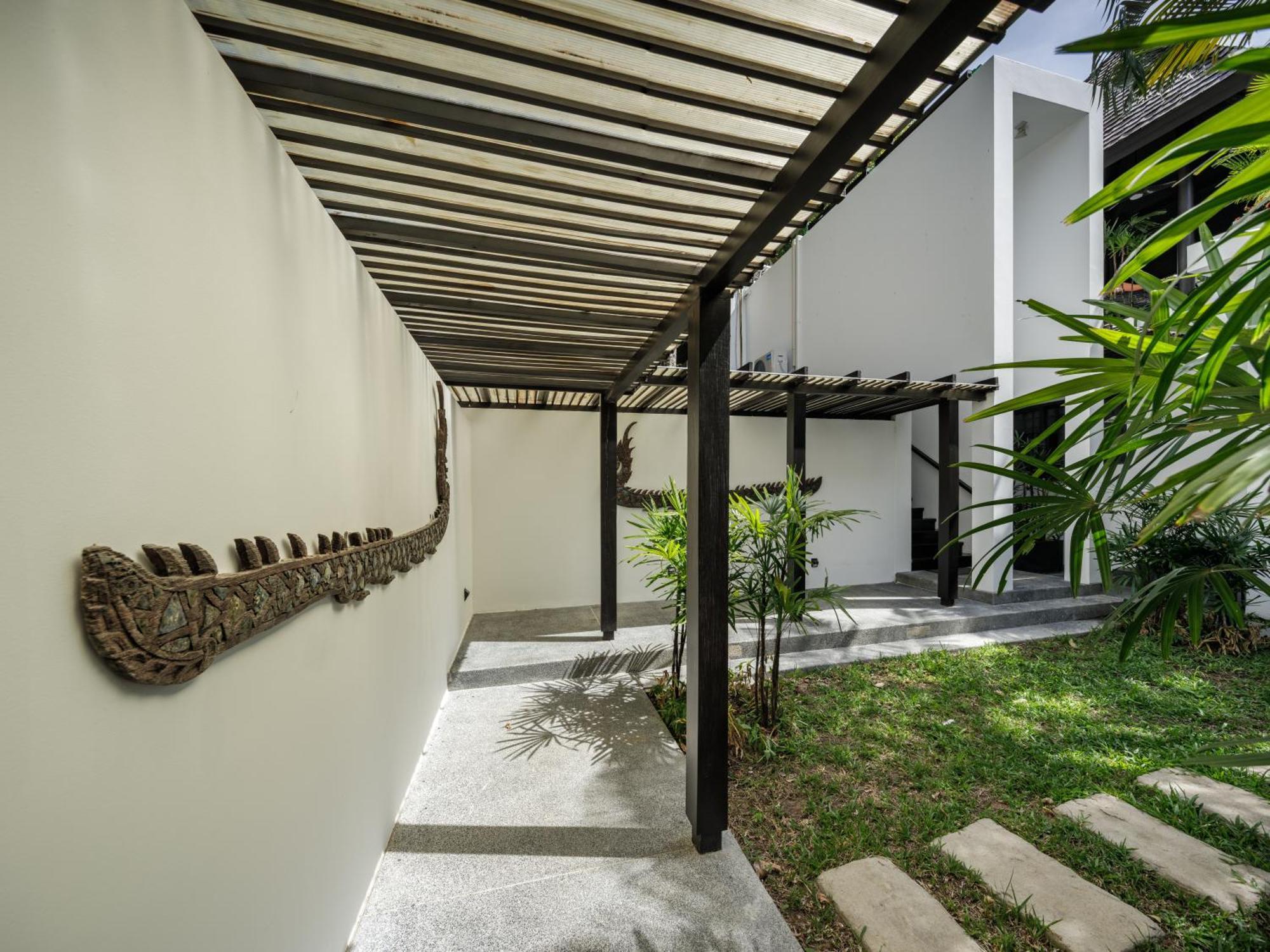 Villa Yang, Private Oceanfront Villa, Kamala Beach Buitenkant foto